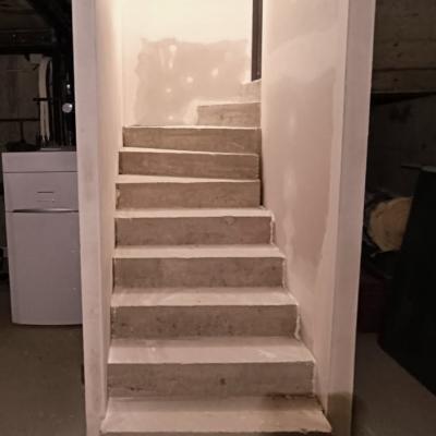 Escaliers avant montée